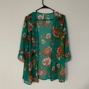 Green Floral Patterned Kimono